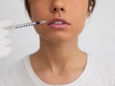 Процедура коррекции губ: все, что нужно знать