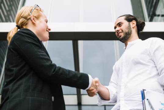 Как открыть компанию в ОАЭ?