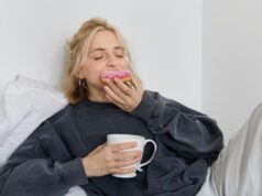 Почему люди пьют во сне причины и последствия