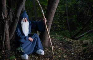 Отшельник в сочетании с современной жизнью