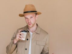 Как подкатить к парню и понравиться ему