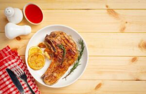 Как вкусно пожарить свинину на сковороде