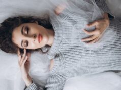 Блевота во сне причины и что делать