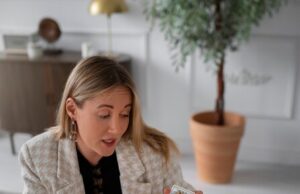 Умеренность в работе с таро ключ к балансу