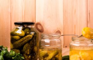 Быстрый способ замариновать огурцы дома