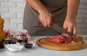 Рецепт приготовления свиной грудинки в домашних условиях