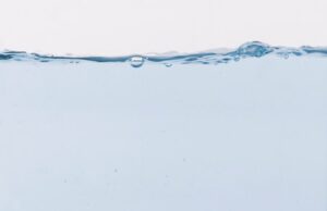 Что делать если вода на полу и как быстро убрать