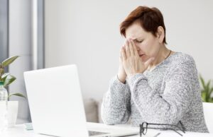 Мигрень: Симптомы и лечение головной боли