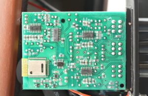 Разъем питания на материнской плате: 24 контакта