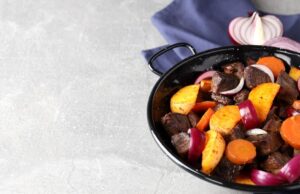 Куриные Сердечки с Луком на Сковороде