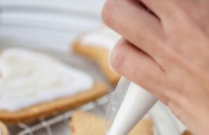 Песочное печенье на сметане: рецепт в домашних условиях