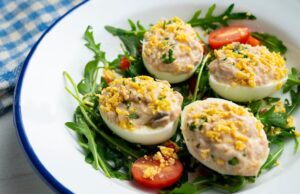 Салат из печени минтая и яйца