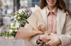 Почему стоит воспользоваться услугами службы доставки цветов