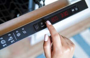 Прозваниваем трансформатор микроволновки мультиметром