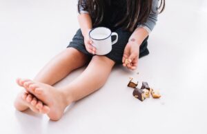 Стрижка ногтей на ногах: значение сна