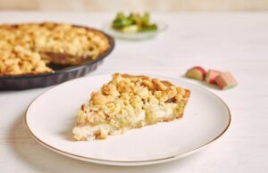 Творожная запеканка с овсяными хлопьями в духовке