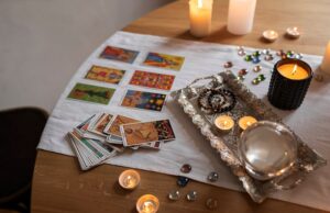 Разложить карты Таро онлайн бесплатно для предсказания будущего