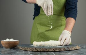 Тесто для чебуреков с водкой: рецепт