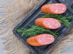 Вареная колбаса из курицы в домашних условиях