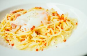 Вермишель с Яйцом и Сыром на Сковороде