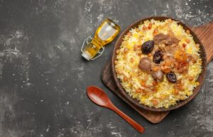 Вкусный рассыпчатый плов из свинины