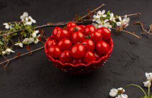 К чему снятся красные помидоры на ветке