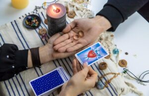 Екатерининское гадание на 3 карточках: взгляд в будущее