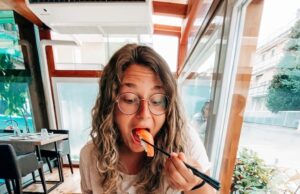 Солёная селедка во сне: значение для женщин