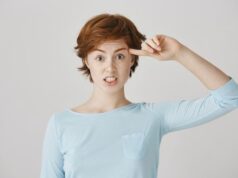 Как сделать челку на две стороны