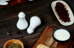 Сочные чебуреки с фаршем на сковороде