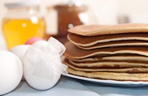 Ажурные блинчики на молоке: рецепт