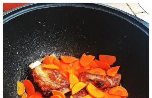 Свинина на сковороде: вкусный рецепт кусочками