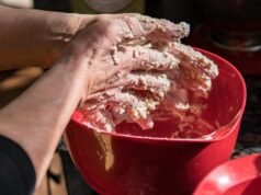 Приготовление холодеца из куриных лапок