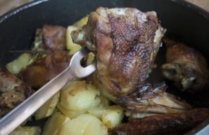 Свиная рулька в духовке: рецепт