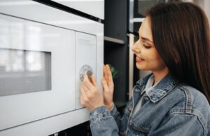 Напряжение для магнетрона в микроволновке