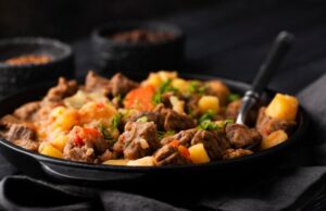 Как приготовить картошку с капустой и мясом