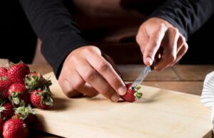 Шоколадная клубника: рецепт приготовления своими руками