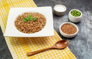 Гречка в мультиварке с тушенкой: рецепты