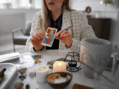 Таро: 8 чаш — да или нет?