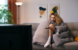 Сколько часов в сутки можно смотреть телевизор?