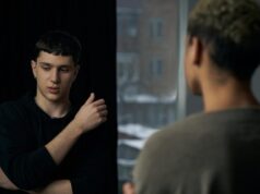 Заголовок: «Как заставить мужчину тосковать и скучать»