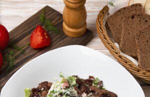 Куриная печень с виноградом: неожиданное сочетание