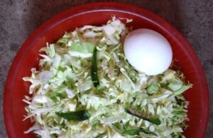 Салат из пекинской капусты и помидоров черри