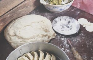 Слоеный хинкал на пару с дрожжами