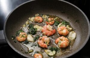 Время варки королевских креветок в панцире