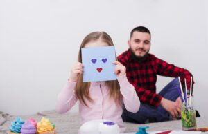 Поздравьте сына подруги с днем рождения своими словами