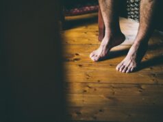 Примета чесания левой ступни у мужчин