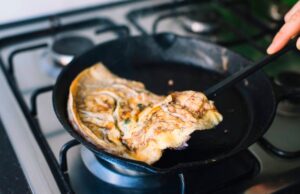 Потушите капусту в сковороде: пошаговый рецепт