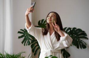 Как представиться в Инстаграмме: примеры для девушек