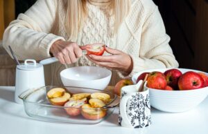 Яблоки с корицей в духовке: рецепт запеченных яблок